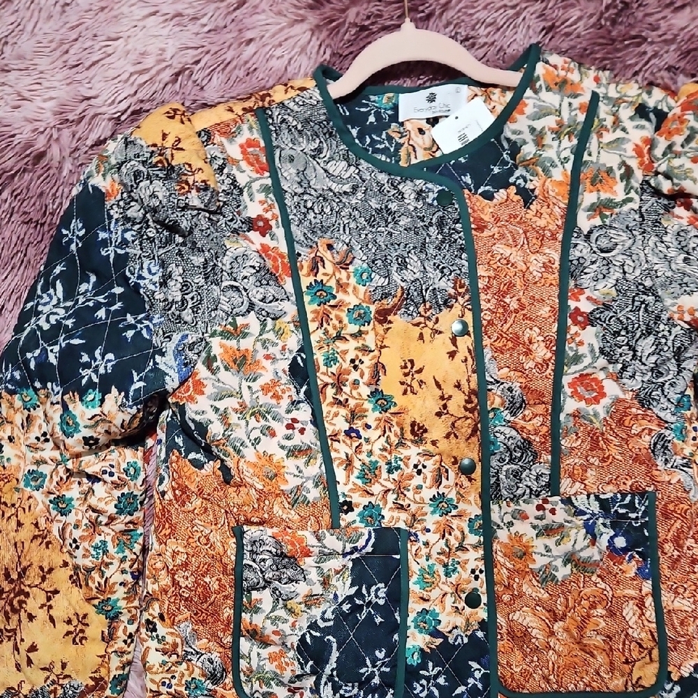 Colorful Floral Utility Jacket - Picture 4 of 7